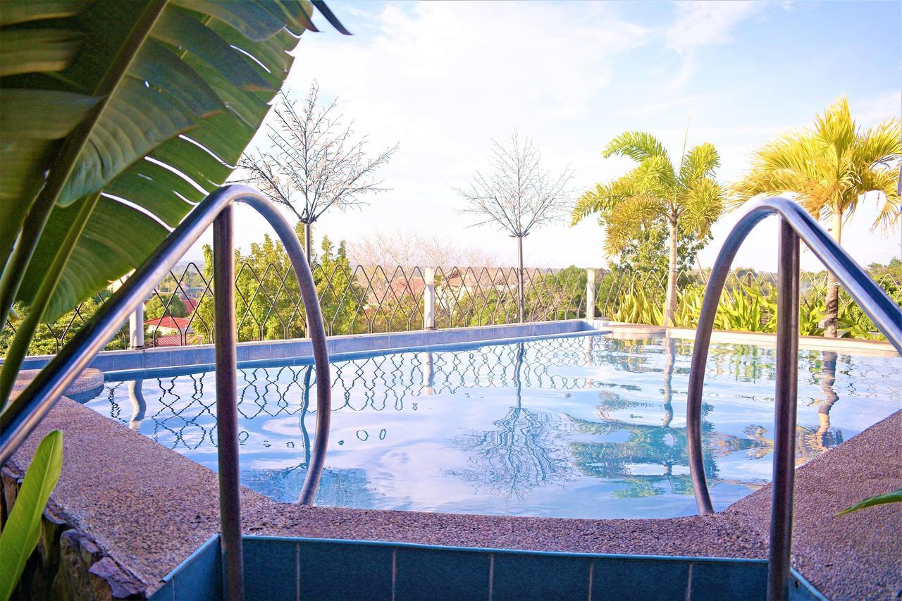 ZEN Rooms Malvar Road Puerto Princesa Exteriör bild